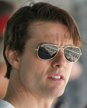 Tom Cruise w RayBan 3362